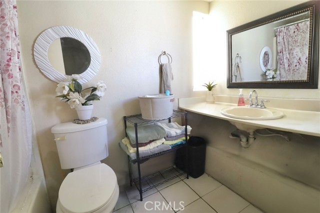 Detail Gallery Image 10 of 23 For 23790 Parkland Ave, Moreno Valley,  CA 92557 - 3 Beds | 2 Baths