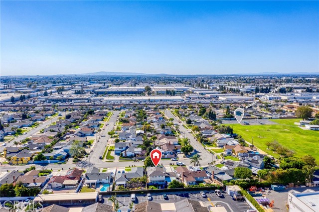 Detail Gallery Image 3 of 32 For 12162 Fieldgate, Garden Grove,  CA 92841 - 4 Beds | 3 Baths