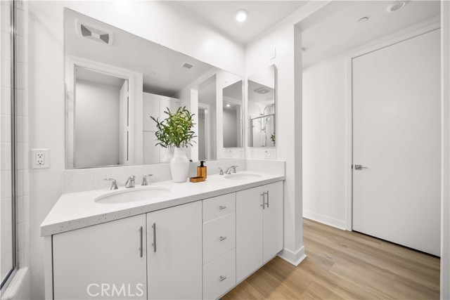 1514 Urbana, Anaheim CA: https://media.crmls.org/medias/3fff06cf-512a-4c2d-ab65-3476d481d6e7.jpg