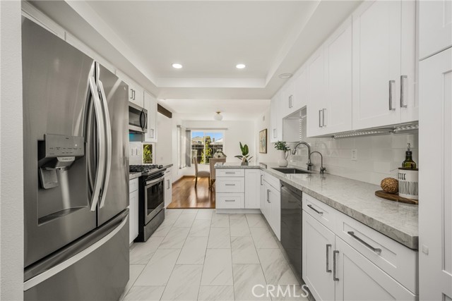 Detail Gallery Image 17 of 45 For 6 Whitecloud, Irvine,  CA 92614 - 3 Beds | 2 Baths