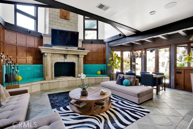 266 Canyon Acres Drive, Laguna Beach CA: https://media.crmls.org/medias/40005fe7-015b-4ad7-b9ce-f0bf937c6f6e.jpg