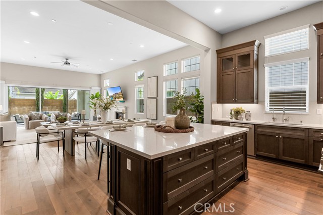 Detail Gallery Image 15 of 67 For 102 Derailer, Irvine,  CA 92618 - 4 Beds | 4/1 Baths