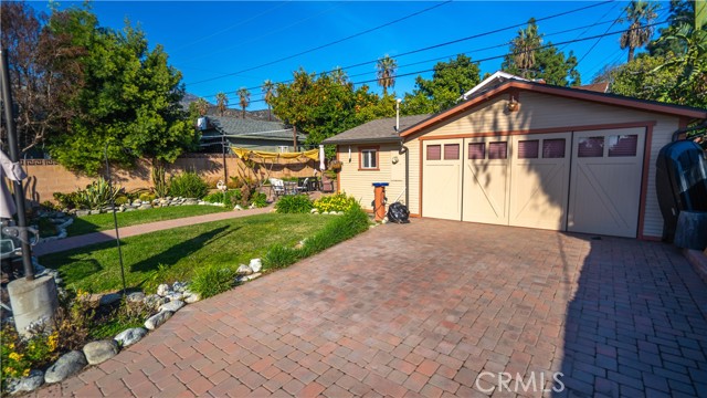 Detail Gallery Image 34 of 44 For 168 May Ave, Monrovia,  CA 91016 - 2 Beds | 2 Baths