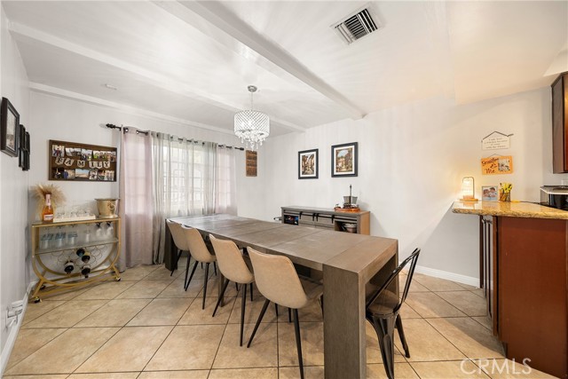 22353 Roscoe Boulevard, West Hills CA: https://media.crmls.org/medias/4001ce34-dd16-4282-b40a-0d84fddc0bdd.jpg