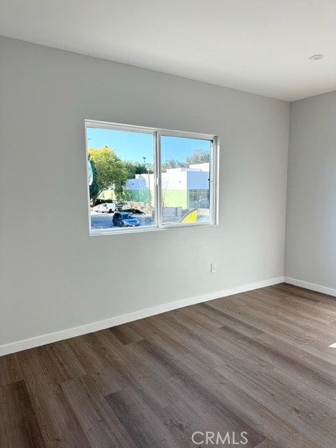 Detail Gallery Image 8 of 20 For 19421 Ventura Bld #4,  Tarzana,  CA 91356 - 2 Beds | 2 Baths