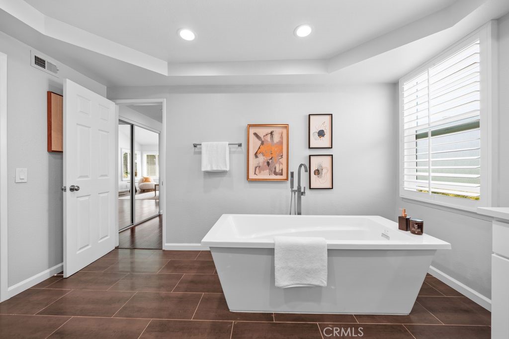 MLS #WS25106206 img 37