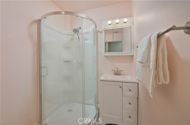 Detail Gallery Image 25 of 53 For 32031 Emerald Lane, Castaic,  CA 91384 - 4 Beds | 3 Baths