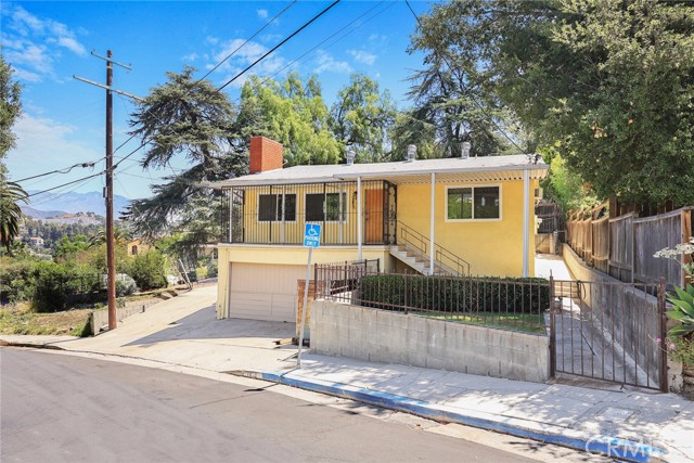 Detail Gallery Image 1 of 35 For 1312 N Avenue 46, Los Angeles,  CA 90041 - 3 Beds | 2 Baths