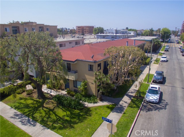 3601 Jasmine Avenue Los Angeles, California - Located in Desirable Palms Neighborhood - Built in 1984 - All 3 Studios have full kitchen and separate entry from ground floor - All 6 1b/1ba have cathedral ceilings and 5 have a private balcony - Brand new washer & dryer for onsite laundry - Ample amount of garage parking - No late payments in 2020 - Plans and permits for conversion of Alley garage into brand new 1-bedroom ADU
