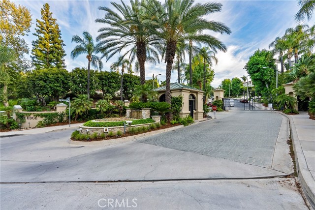 23477 Park Colombo, Calabasas CA: https://media.crmls.org/medias/4006138b-48fb-46d2-9880-607f07de26ba.jpg