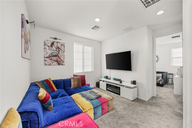 Detail Gallery Image 18 of 45 For 16164 Paddock, Chino,  CA 91708 - 3 Beds | 3/1 Baths