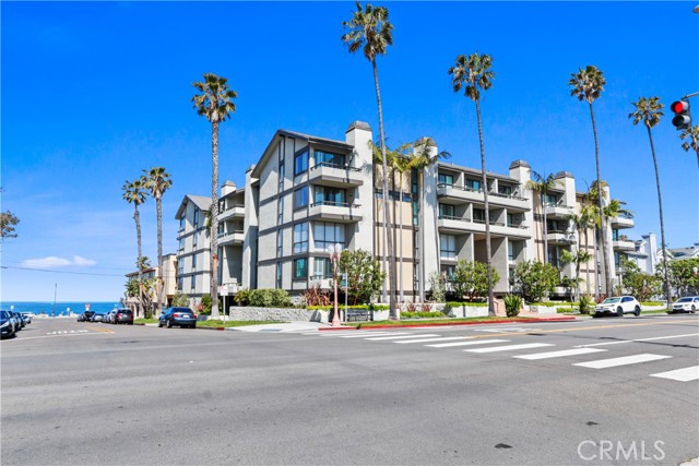 1007 Catalina Avenue, Redondo Beach, California 90277, 2 Bedrooms Bedrooms, ,2 BathroomsBathrooms,Residential,Sold,Catalina,PW23078656