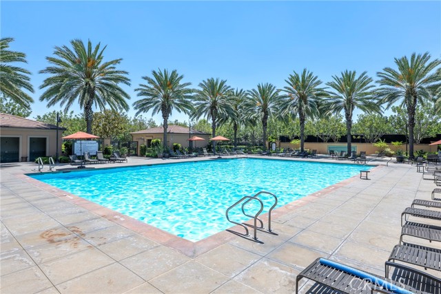 Detail Gallery Image 40 of 45 For 130 Overbrook, Irvine,  CA 92620 - 2 Beds | 2 Baths