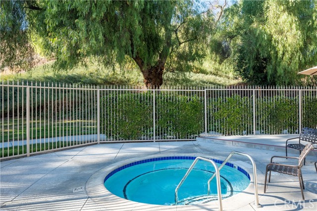 Detail Gallery Image 21 of 23 For 25869 Alegro Drive, Valencia,  CA 91355 - 3 Beds | 2 Baths