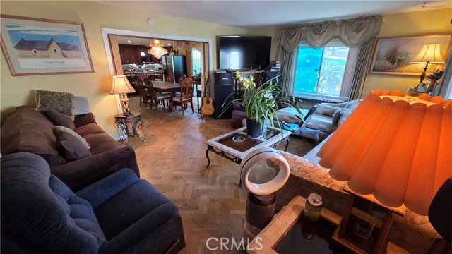 Detail Gallery Image 21 of 28 For 11223 Stagg, Sun Valley,  CA 91352 - 3 Beds | 2 Baths