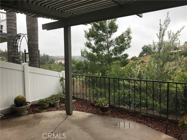 Detail Gallery Image 7 of 52 For 951 S Park Rim Cir, Anaheim Hills,  CA 92807 - 3 Beds | 2 Baths