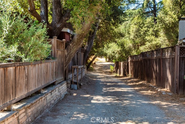 Detail Gallery Image 5 of 51 For 4208 Elzevir Rd, Woodland Hills,  CA 91364 - 1 Beds | 1 Baths