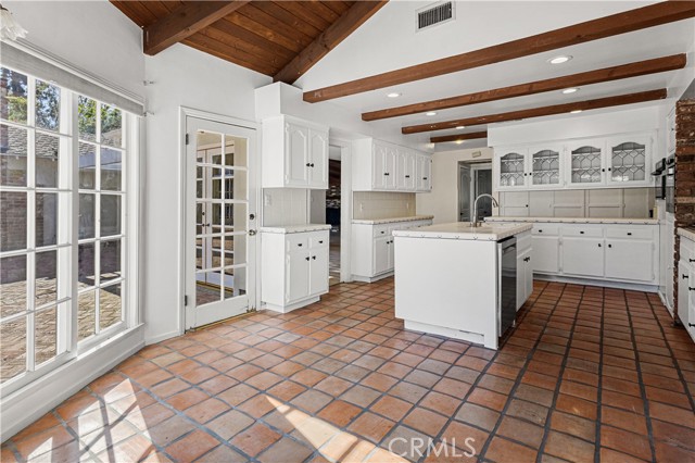 Detail Gallery Image 25 of 47 For 17361 Parthenia, –,  CA 91325 - 5 Beds | 4 Baths