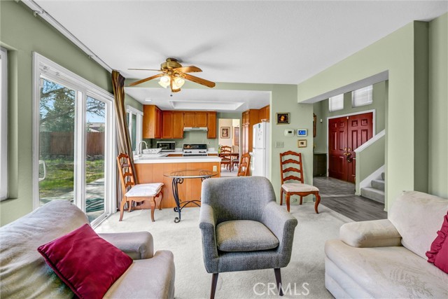 Detail Gallery Image 19 of 41 For 37230 45th St E, Palmdale,  CA 93552 - 4 Beds | 3 Baths