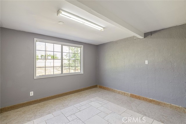 3149 E S Avenue, Palmdale CA: https://media.crmls.org/medias/400ca284-68b3-43f0-8705-edca78c5590f.jpg