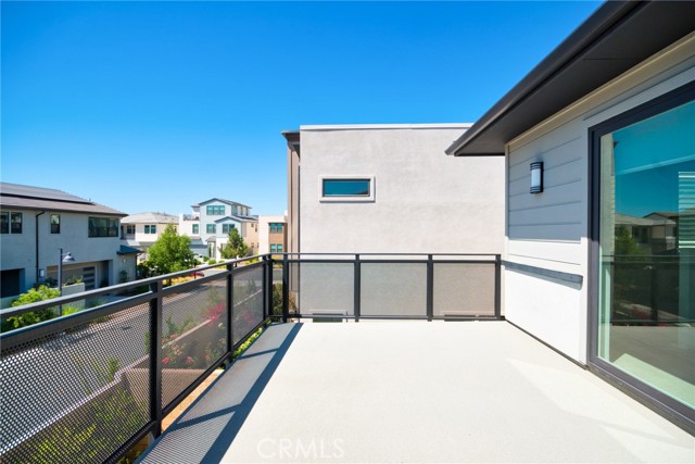 133 Aspect, Irvine CA: https://media.crmls.org/medias/400cf56a-48ae-46b3-b9e6-17310c9cb743.jpg