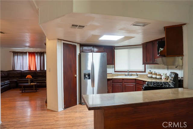 Detail Gallery Image 9 of 13 For 250 N Linden Ave #248,  Rialto,  CA 92376 - 3 Beds | 2 Baths