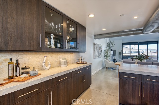 Detail Gallery Image 15 of 35 For 409 29th Street, Newport Beach,  CA 92663 - 3 Beds | 3/2 Baths