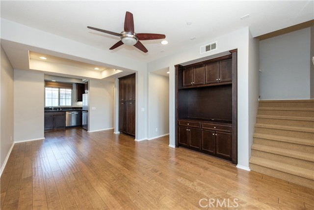 47 silverado, Irvine CA: https://media.crmls.org/medias/400e2e39-1224-4f76-bcd5-73e1b80c0749.jpg