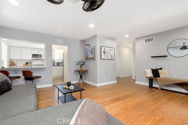 Detail Gallery Image 7 of 21 For 13708 El Espejo Rd, La Mirada,  CA 90638 - 3 Beds | 2 Baths