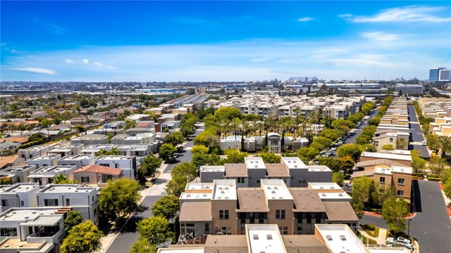 5325 Pacific Terrace, Hawthorne CA: https://media.crmls.org/medias/400ff5fc-bd58-4f00-86a5-74e19989da16.jpg