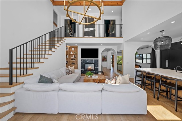 554 S Helberta Avenue, Redondo Beach CA: https://media.crmls.org/medias/4010ad77-1686-4610-9cb9-49927a14d9d4.jpg