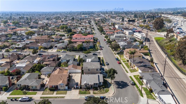 231 Blackshear Avenue, Los Angeles, California 90022, ,Multi-Family,For Sale,Blackshear,PF25041839