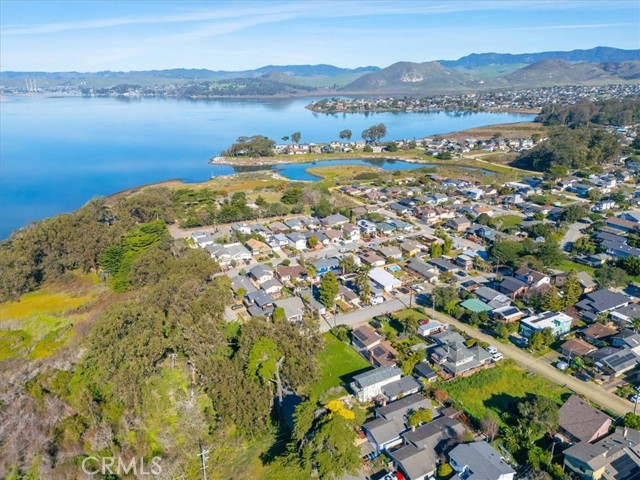 Detail Gallery Image 3 of 26 For 305 Henrietta Ave, Los Osos,  CA 93402 - – Beds | – Baths