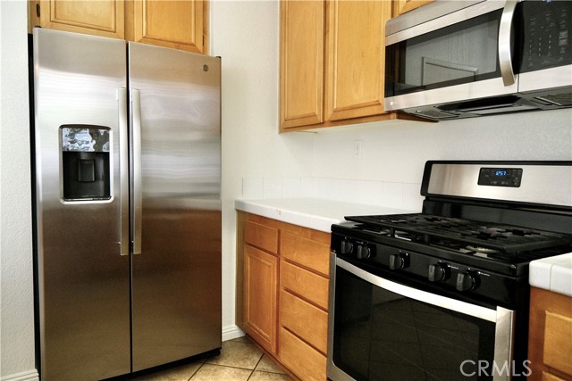 Detail Gallery Image 6 of 18 For 146 Church, Irvine,  CA 92602 - 4 Beds | 2/1 Baths