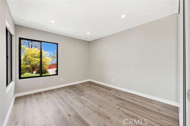 20101 Greenbriar Drive, Tarzana CA: https://media.crmls.org/medias/40121b4a-3d9e-4977-8c3f-3d62dfa4b46f.jpg