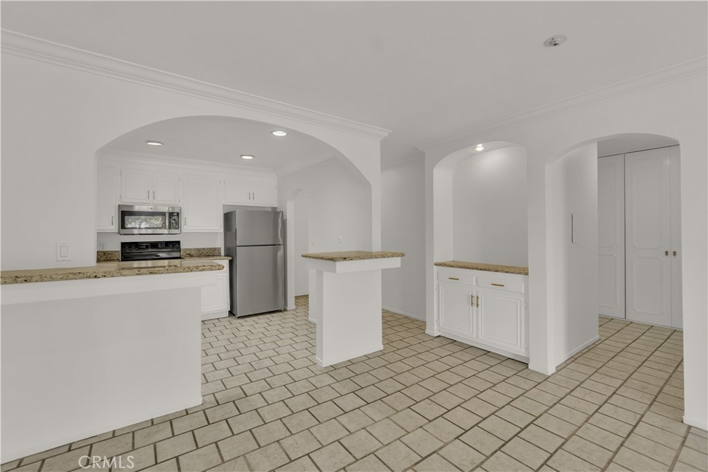 4012dca8 8297 404b B4c7 34043104250f