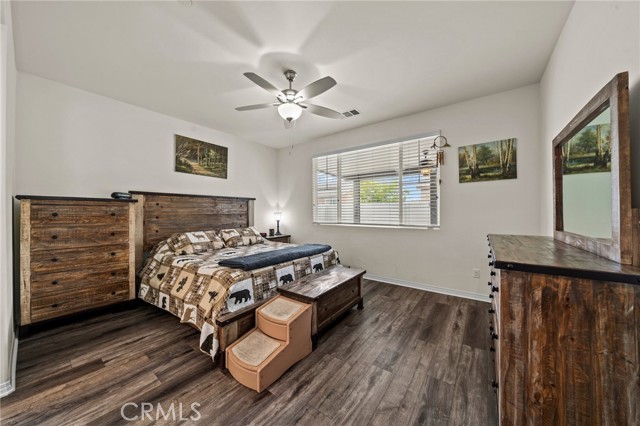 Detail Gallery Image 15 of 35 For 17925 Cloudberry Dr, San Bernardino,  CA 92407 - 3 Beds | 2 Baths