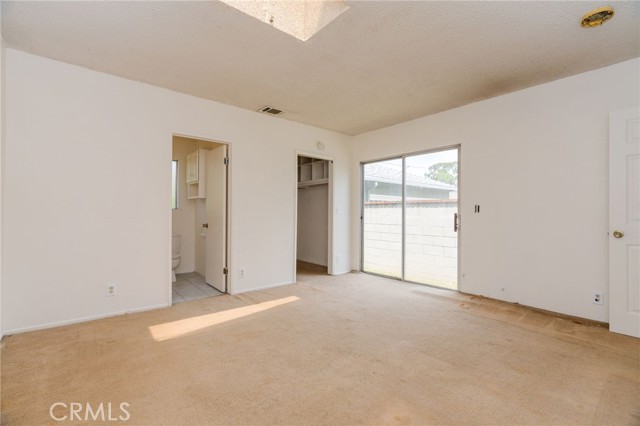 Detail Gallery Image 15 of 23 For 2441 Park Ave, Long Beach,  CA 90815 - 3 Beds | 2 Baths