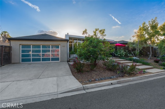 Detail Gallery Image 51 of 68 For 1933 Whittier Ave, Costa Mesa,  CA 92627 - 4 Beds | 2 Baths