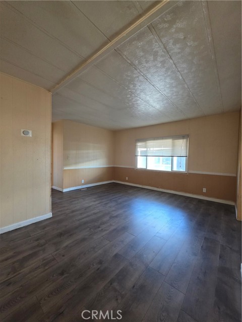 Detail Gallery Image 11 of 25 For 350 San Jacinto #92,  Perris,  CA 92571 - 4 Beds | 2 Baths