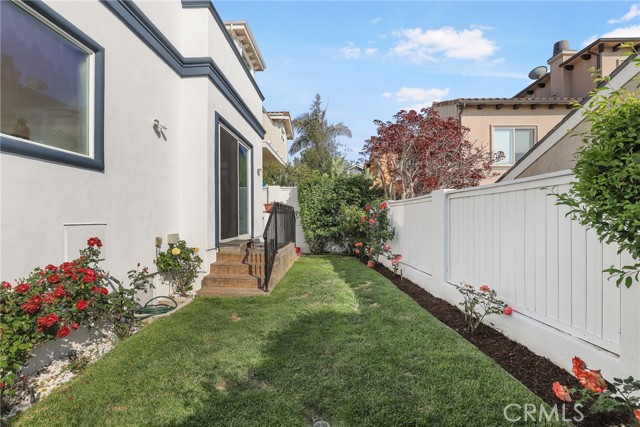 615 Lucia Avenue, Redondo Beach, California 90277, 4 Bedrooms Bedrooms, ,3 BathroomsBathrooms,Residential,Sold,Lucia,SB23104971