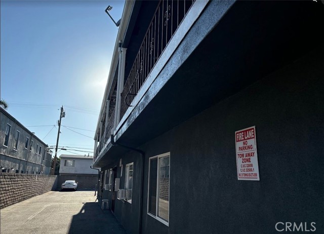 Detail Gallery Image 2 of 4 For 1021 Pacific, Long Beach,  CA 90813 - – Beds | – Baths