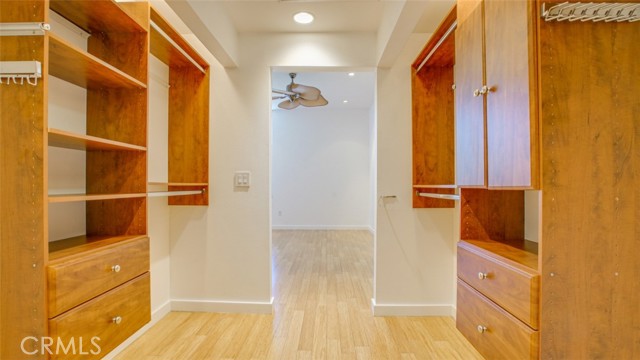 Detail Gallery Image 33 of 55 For 4705 Whitsett #106,  Studio City,  CA 91604 - 2 Beds | 2 Baths