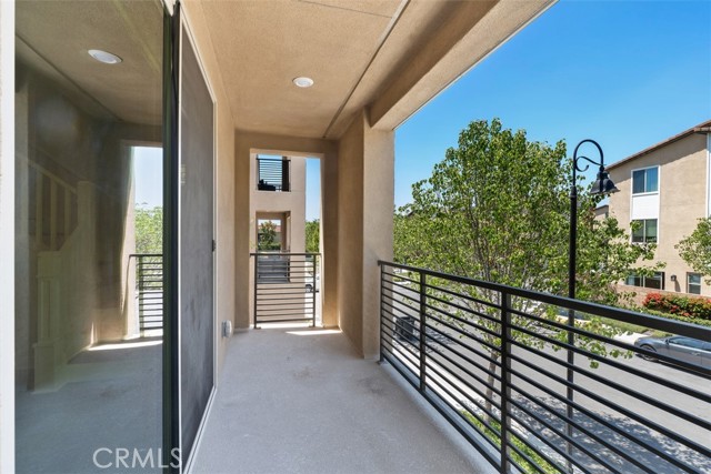 Detail Gallery Image 17 of 50 For 554 Catalonia, Lake Forest,  CA 92630 - 4 Beds | 4 Baths