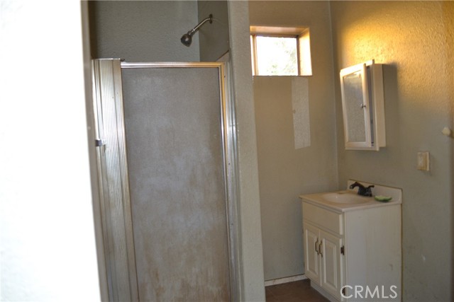 2121 N Pass Avenue, Burbank CA: https://media.crmls.org/medias/4017d41a-4ebd-4bf5-999b-3a38fabe28dd.jpg