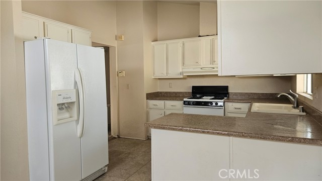 Detail Gallery Image 8 of 16 For 69525 Dillon, Desert Hot Springs,  CA 92241 - 2 Beds | 2 Baths