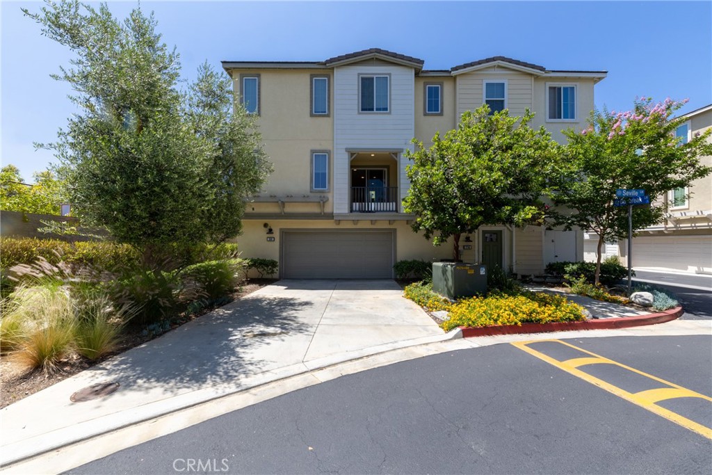 898 Seville Lane