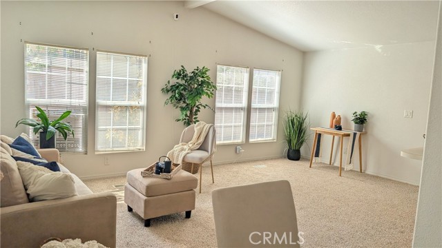 Detail Gallery Image 4 of 25 For 12147 Lakeland Rd #9,  Santa Fe Springs,  CA 90670 - 2 Beds | 2 Baths