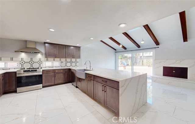 Detail Gallery Image 10 of 42 For 16326 Mount Baden Powell, Fountain Valley,  CA 92708 - 4 Beds | 4 Baths