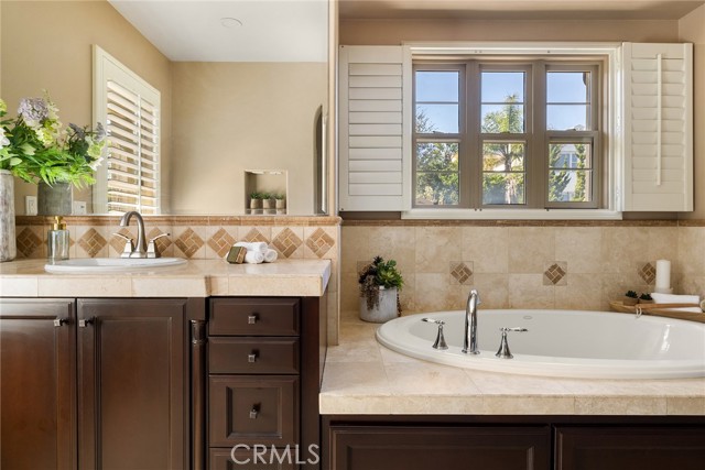 Detail Gallery Image 24 of 42 For 2831 Venezia Ct, Chino Hills,  CA 91709 - 5 Beds | 5/1 Baths